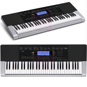 Casio Keyboard CTK-4400 met 61 toetsen (met USB/MIDI)  De Casio CTK-4400 heeft 600 uitstekende AHL-klankkleuren en veel muzikale mogelijkheden voor bewerken en opslaan. Ook  biedt de Casio CTK-4400 een omvangrijke keuze aan klanken, ritmen en effecten.  Wordt geleverd inclusief  originele adapter en lesboek voor zelfstudie. 