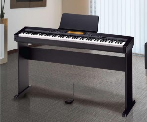 Casio Digitale Piano CDP-230R  in Zwart en Zilver. De multifunctionele CDP-230R heeft veel mogelijkheden zoals de sampling-functie en ritme-editor. Deze digitale piano voldoet aan alle eisen men die vandaag de dag stelt aan een moderne ensemble-piano. De CDP-230R heeft een uitstekende prijs/kwaliteit verhouding.